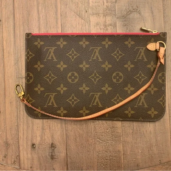 Louis Vuitton Monogram Canvas Neverfull Pouch - Picture 4 of 5